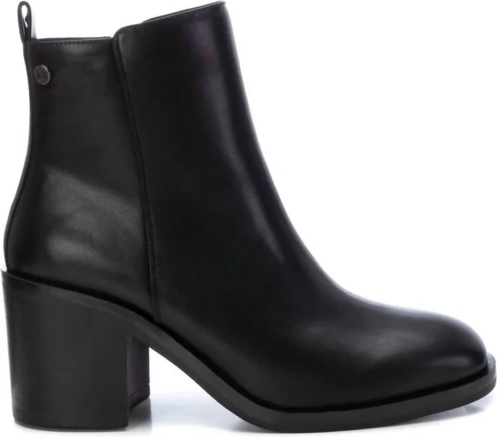 Women's Block Heel Booties In Black