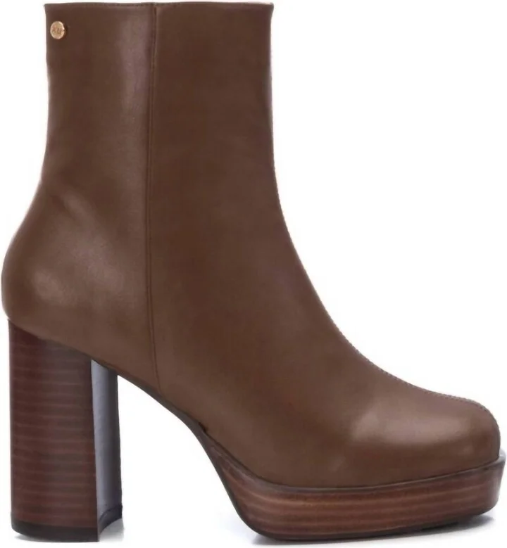 Women's Block Heel Booties In Taupe