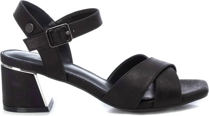 Women's Block Heel Sandals In Black