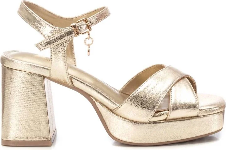 Women's Block Heel Sandals In Gold
