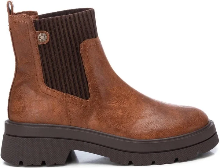Women's Booties By XTI