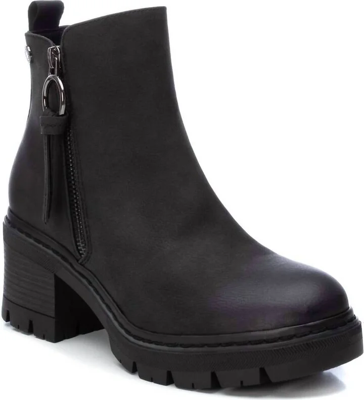 Women's Booties In Black