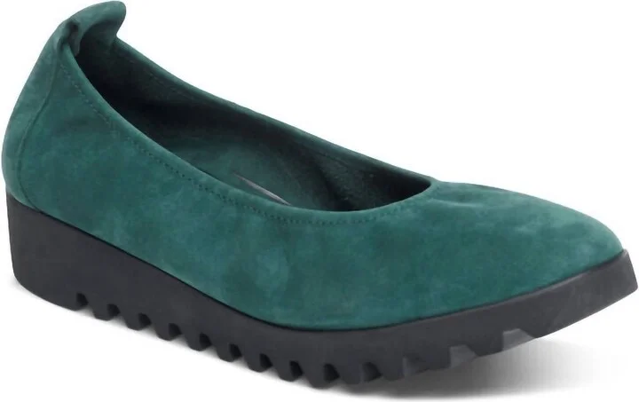 Women's Brianna Ballet Flat In Dark Teal