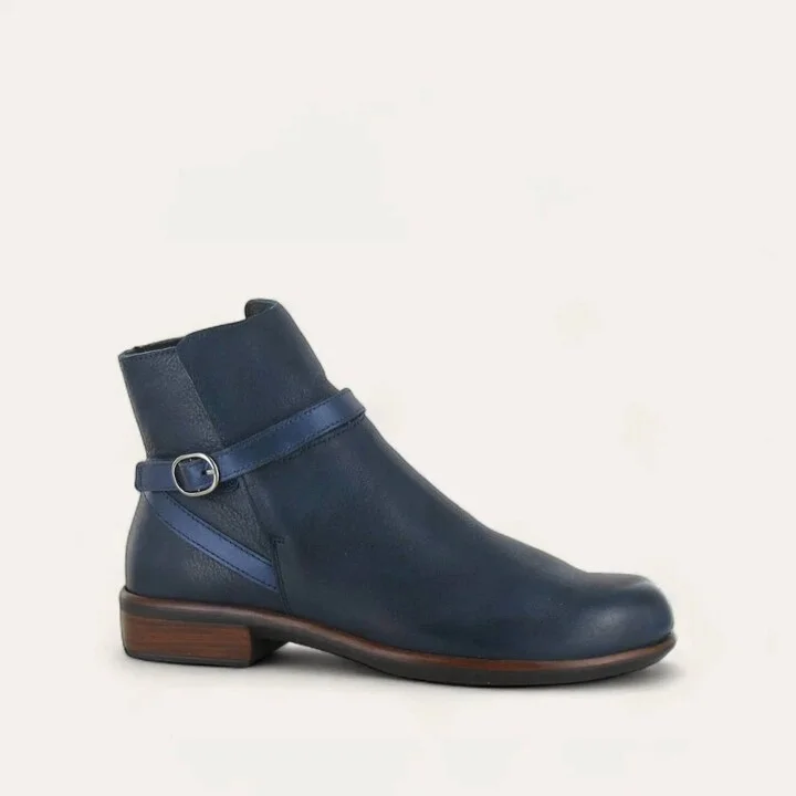 Women's Briza Boots - Medium In Soft Ink/polar Sea