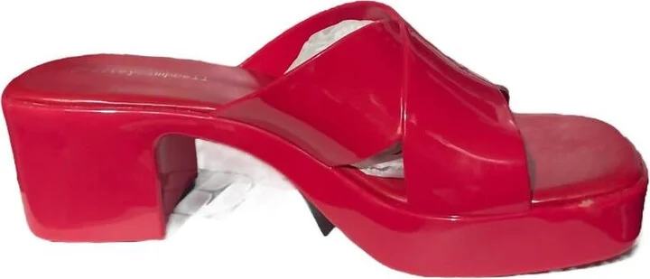 Women's Bubblegum Platform Sandal In Red