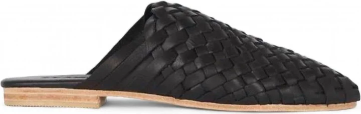 Women's Bunto Woven Loafer In Black