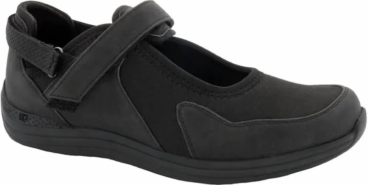 Women's Buttercup Mary Jane In Black