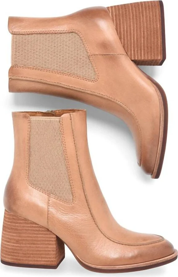 Women's Cantley Booties In Brown