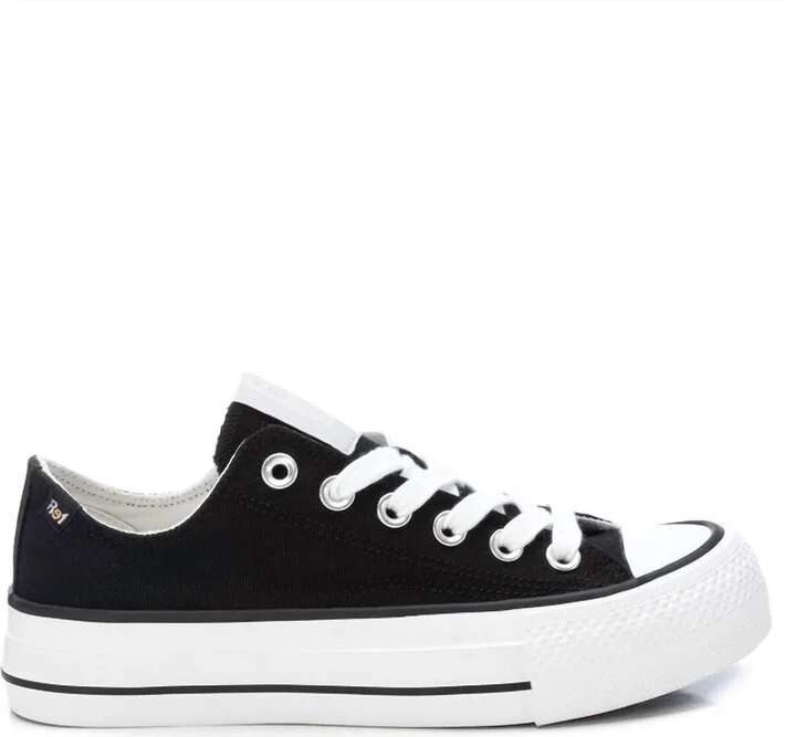Women's Canvas Sneakers In Black