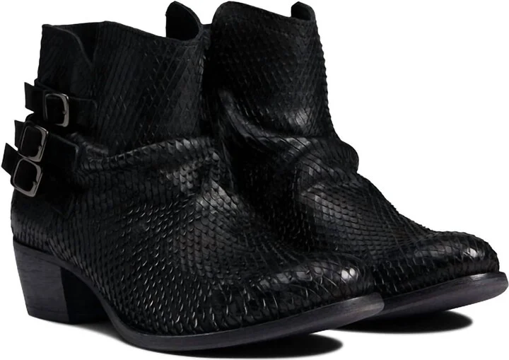 Women's Carlita Boot In Black Python
