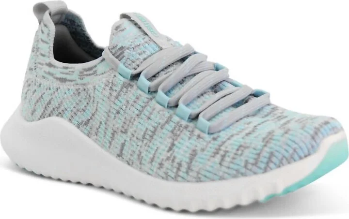 Women's Carly Arch Support Sneakers In Sky Blue Multi