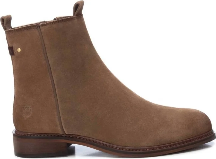 Women's Carmela Suede Booties In Taupe