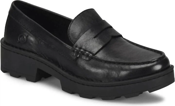Women's Carrera Loafer - Medium In Black