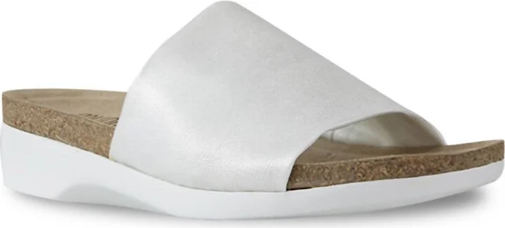 Women's Casita Slide Sandal In Metallic White Shimmer
