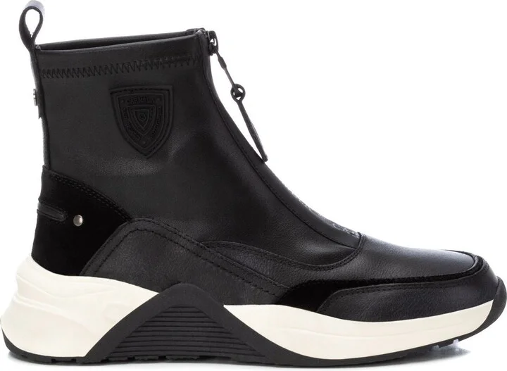 Women's Casual Booties By XTI