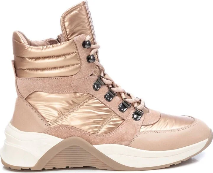 Women's Casual Booties By XTI