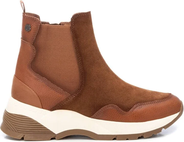 Women's Casual Booties By XTI
