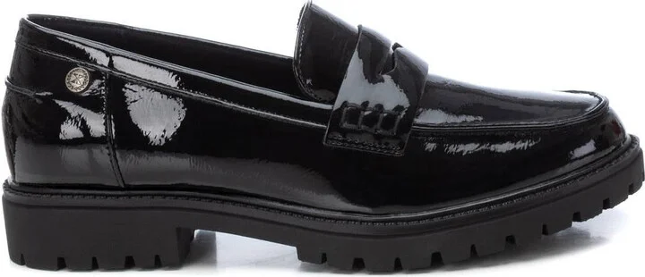 Women's Casual Patent Leather Moccasins By XTI