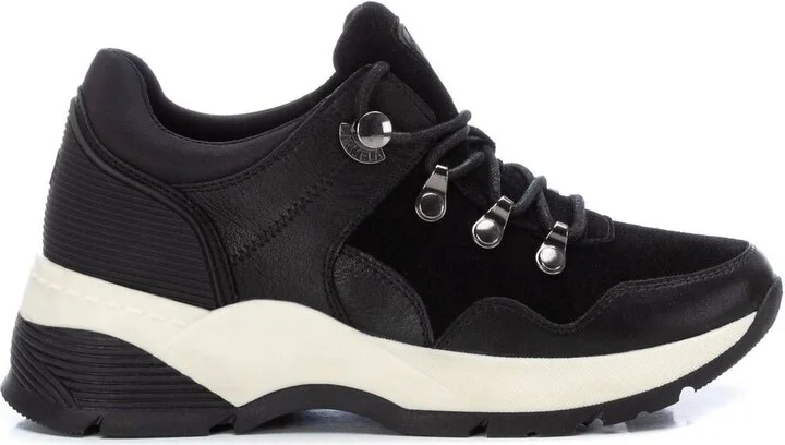 Women's Casual Sneakers By XTI