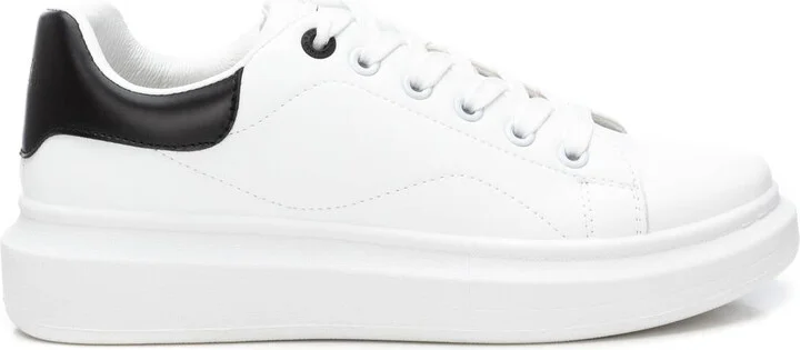 Women's Casual Sneakers By XTI