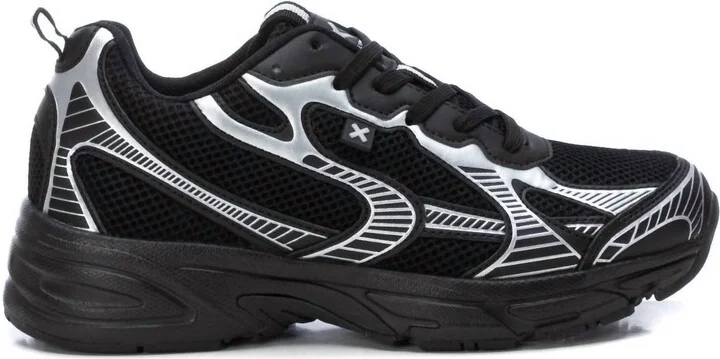 Women's Casual Sneakers In Black