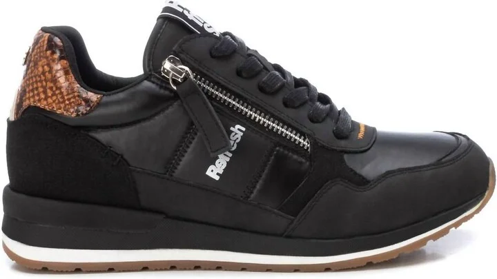 Women's Casual Sneakers In Black