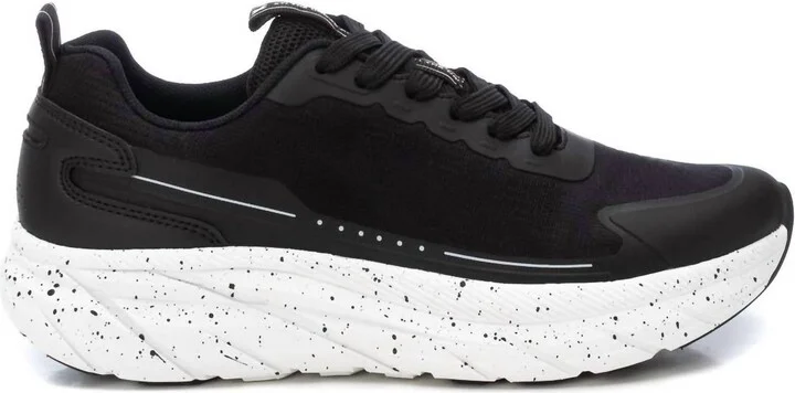 Women's Casual Sneakers In Black