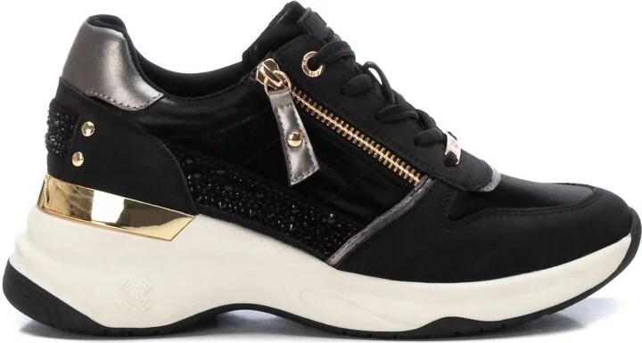 Women's Casual Sneakers In Black