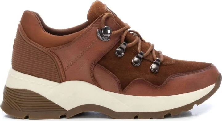 Women's Casual Sneakers In Camel