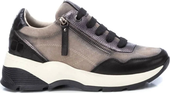 Women's Casual Sneakers In Ice