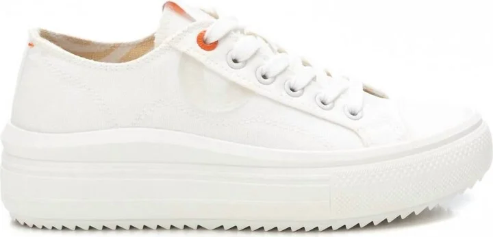 Women's Casual Sneakers In White