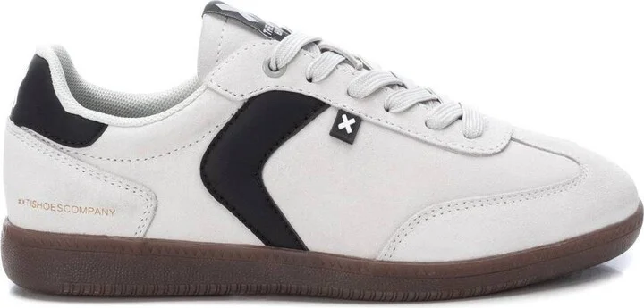 Women's Casual Suede Sneakers By Xti