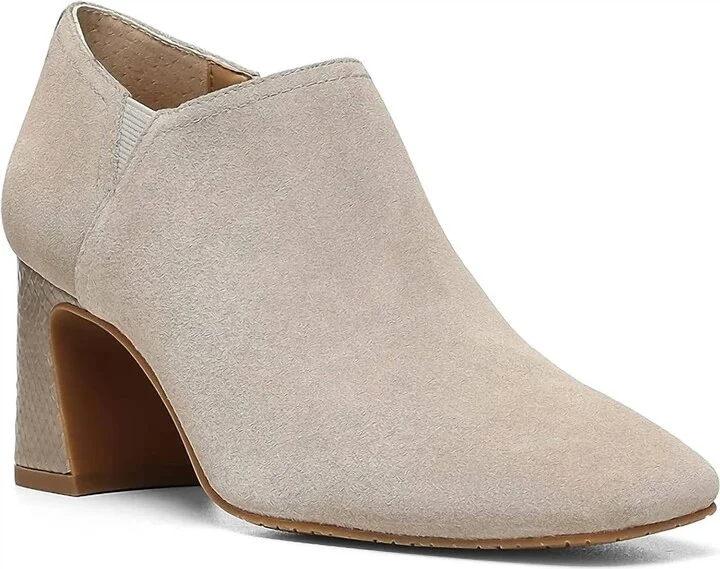Women's Catracs Booties In Grey