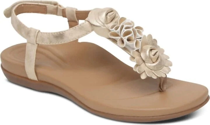 Women's Charli Sandals In Champagne
