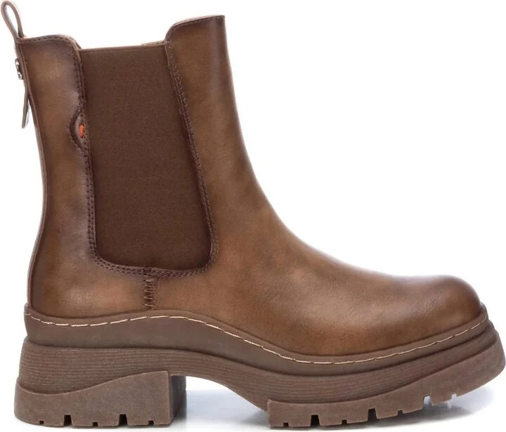 Women's Chelsea Booties In Light Brown