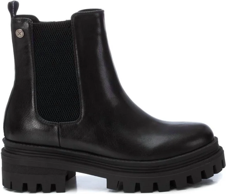 Women's Chunky Ankle Booties In Black