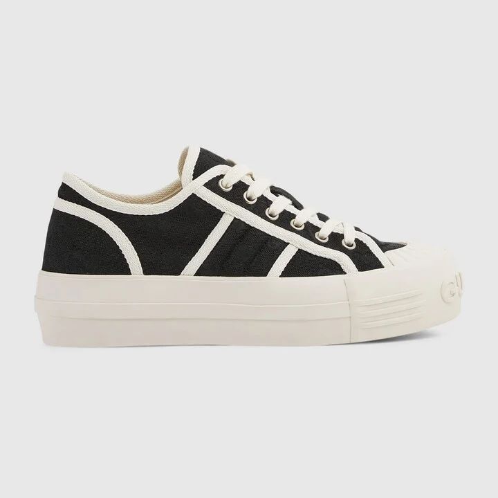 Women's chunky sneaker