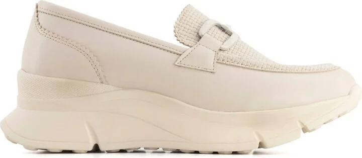 Women's Chunky Sole Penny Loafer In Off-White