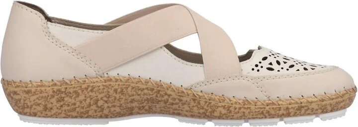 Women's Cindy 53 Flat Shoes In Perle/offwhite