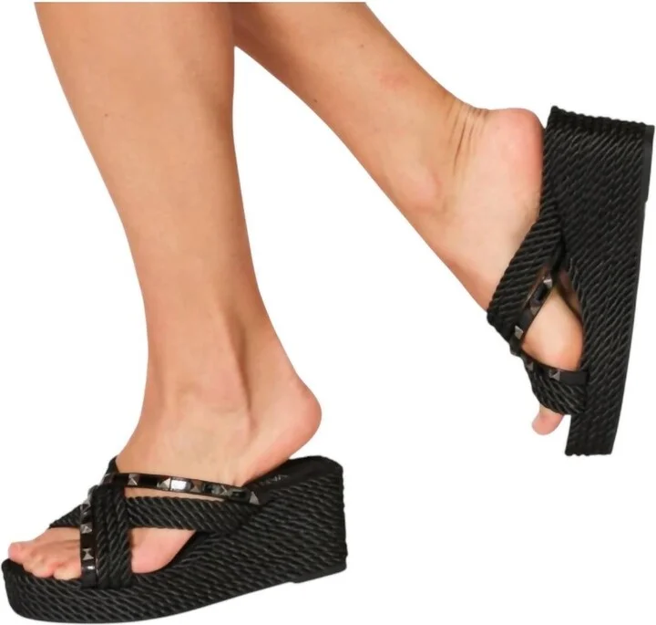 Women's Clem Wedge In Black Soutag E/blk P