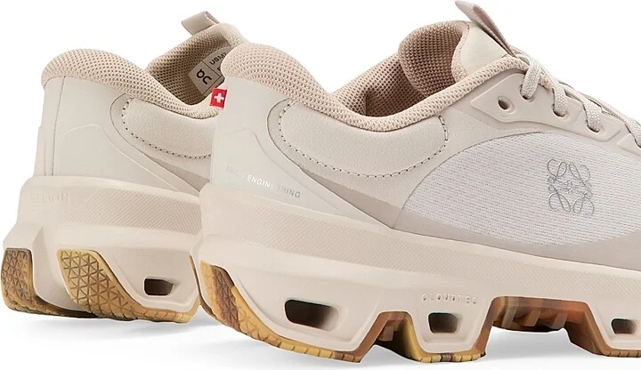 Women's Cloudventure 2.0 Chunky Low-Top Sneakers - Sand - Size 6 - Image 4
