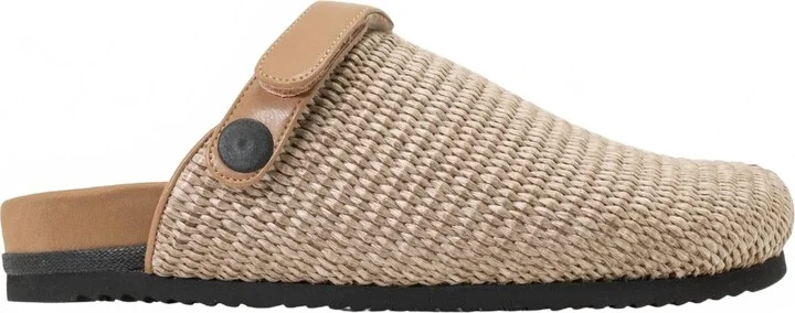 Women's Convert Clogs In Natural
