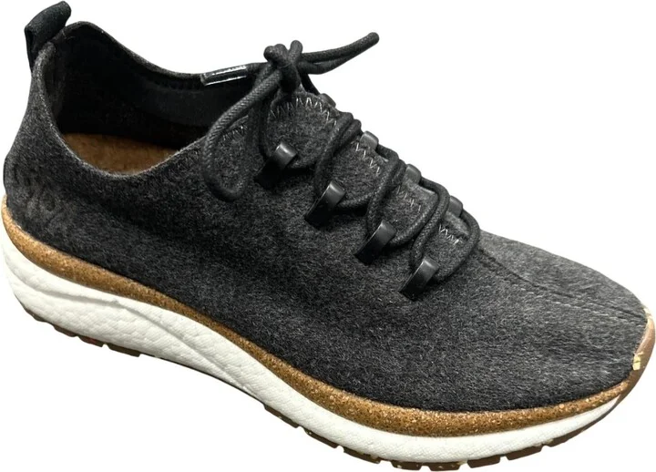 Women's Courier Sneakers In Charcoal