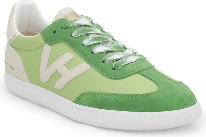 Women's Crisp Pop Sneaker In Green