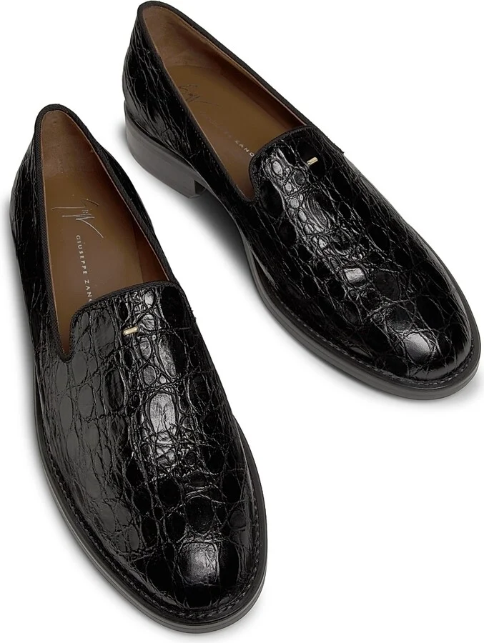 Women's Crocodile-Embossed Leather Loafers - Nero - Size 6.5 - Image 4
