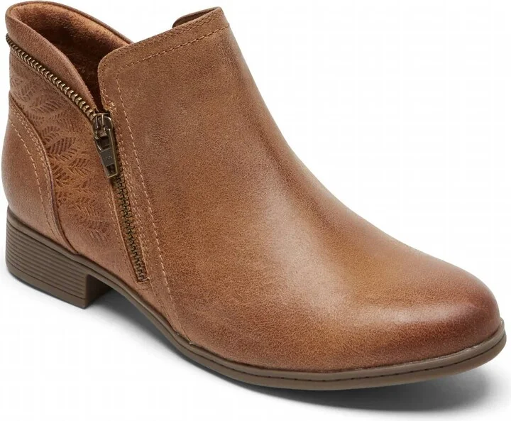 Women's Crosbie Bootie In Tan