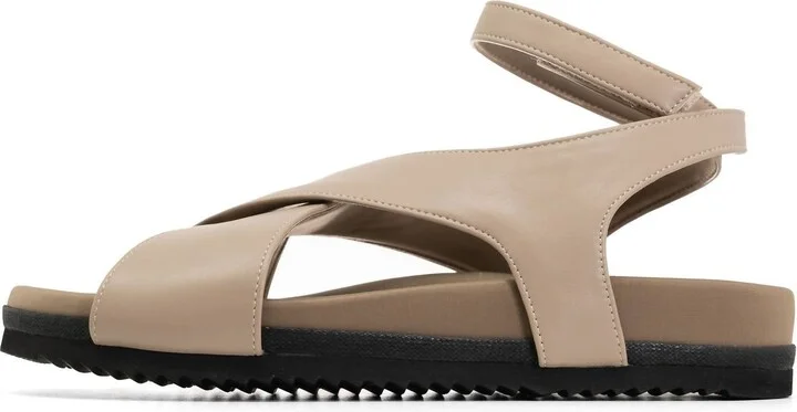 Women's Crossover Sandal In Oyster