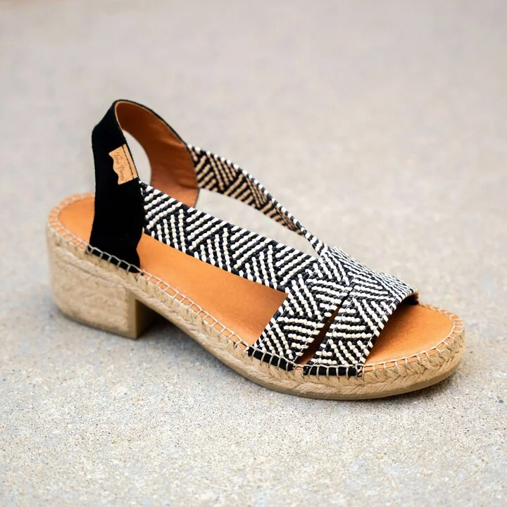 Women's Dalyn Sandal In Black Print