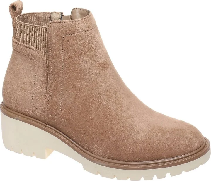 Women's Danielle Ankle Boots In Taupe