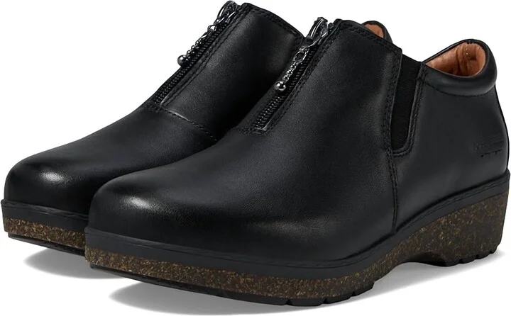 Women's Darla Clogs In Black